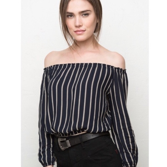 Brandy Melville Tops - Stripped brandy Melville one size top